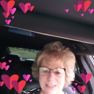 Meet your Posher, Lori